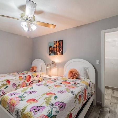 Town 'N' Country Cozy Corner, Your Florida Fun Hub Villa Tampa Bagian luar foto