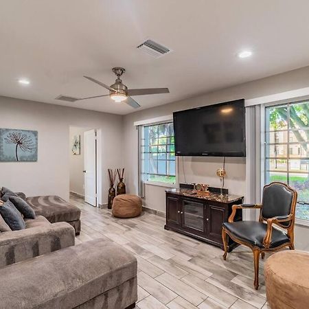 Town 'N' Country Cozy Corner, Your Florida Fun Hub Villa Tampa Bagian luar foto